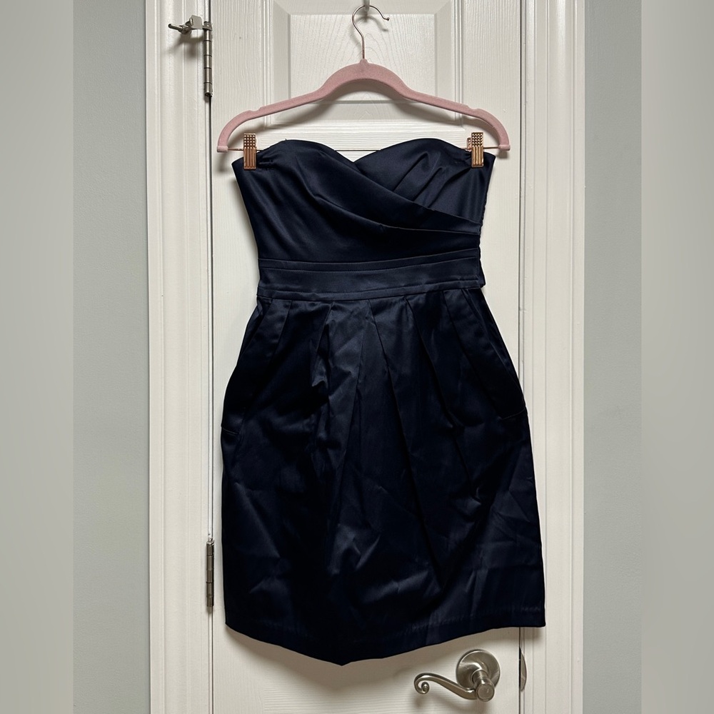 Elegant Navy Strapless Cocktail Dress - Medium